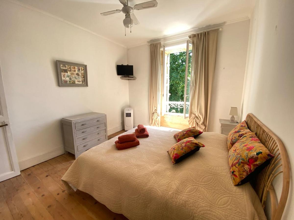 Residence Les Trois Jardins Avec Wifi Et Parking Gratuit Sarlat-la-Canéda Exterior foto